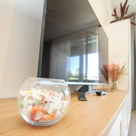 Cozy & Bright 2-bedroom In With Free Parking Apartment Trenčín