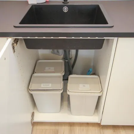 Cozy & Bright 2-bedroom In With Free Parking Apartment Trenčín