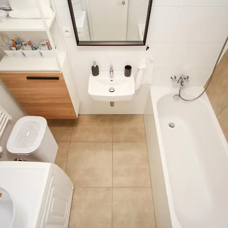 Apartment Cozy & Bright 2-bedroom In With Free Parking Trenčín