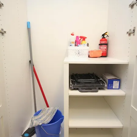 Cozy & Bright 2-bedroom In With Free Parking * Trenčín
